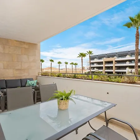 Appartement Flamenca Village & *